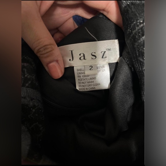 I’m selling my prom dress by JaszCouture - Picture 3 of 5